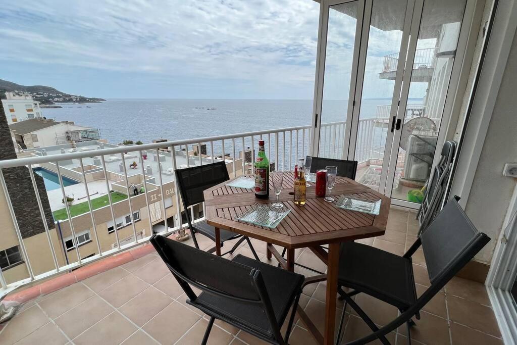 Apartamento Tres Habitaciones Con Vistas Al Mar En Росес Екстер'єр фото
